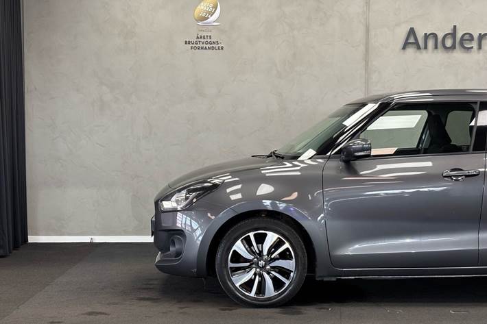 Grå Suzuki Swift fra 2019