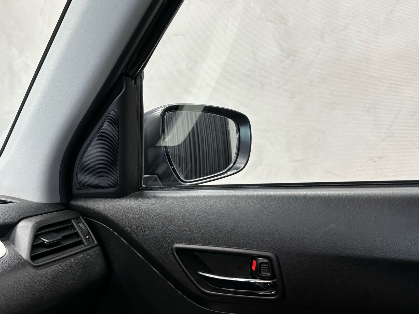 Grå Suzuki Swift fra 2019