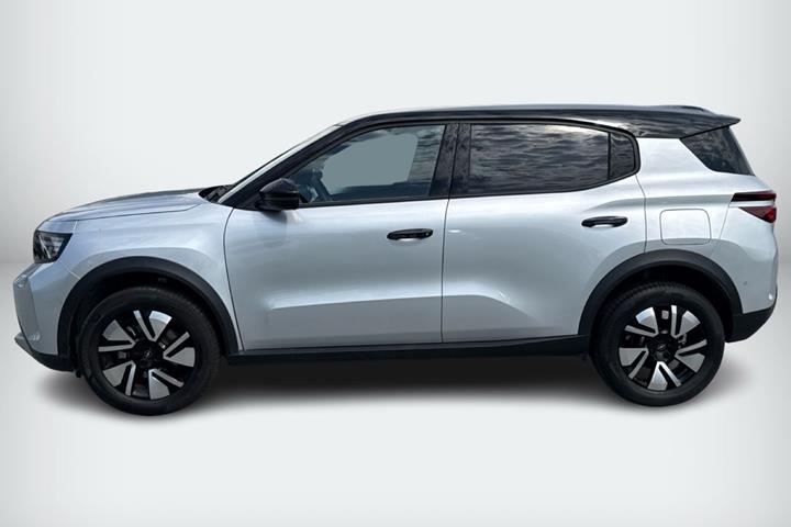 Sølv Opel Frontera fra 2025