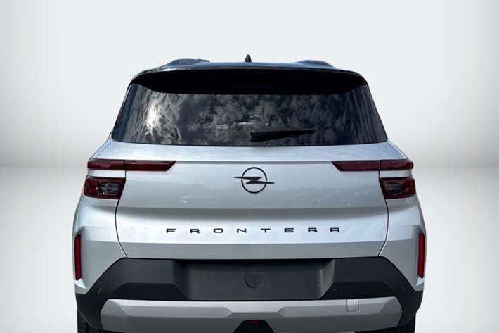 Sølv Opel Frontera fra 2025