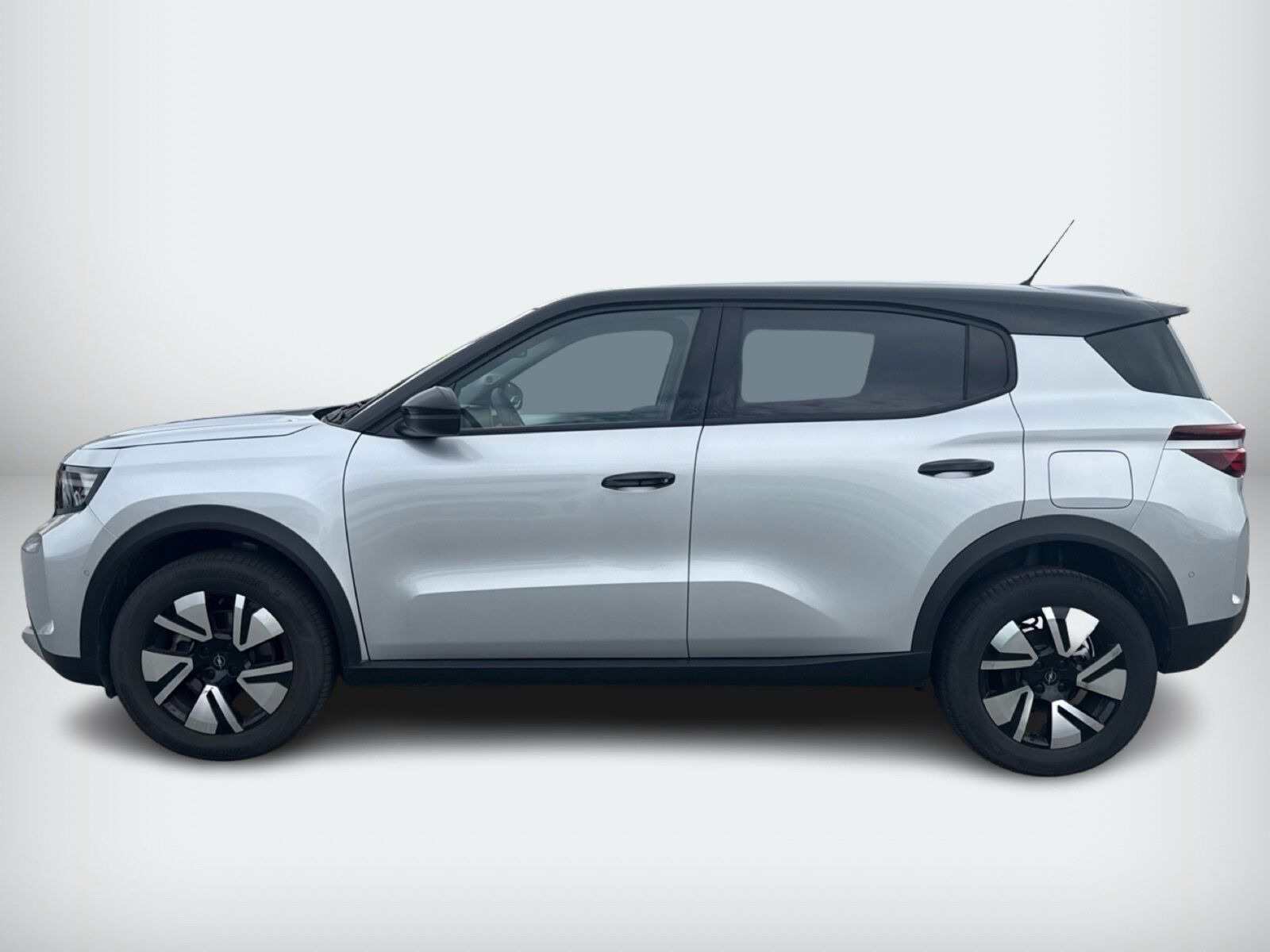 Sølv Opel Frontera fra 2025