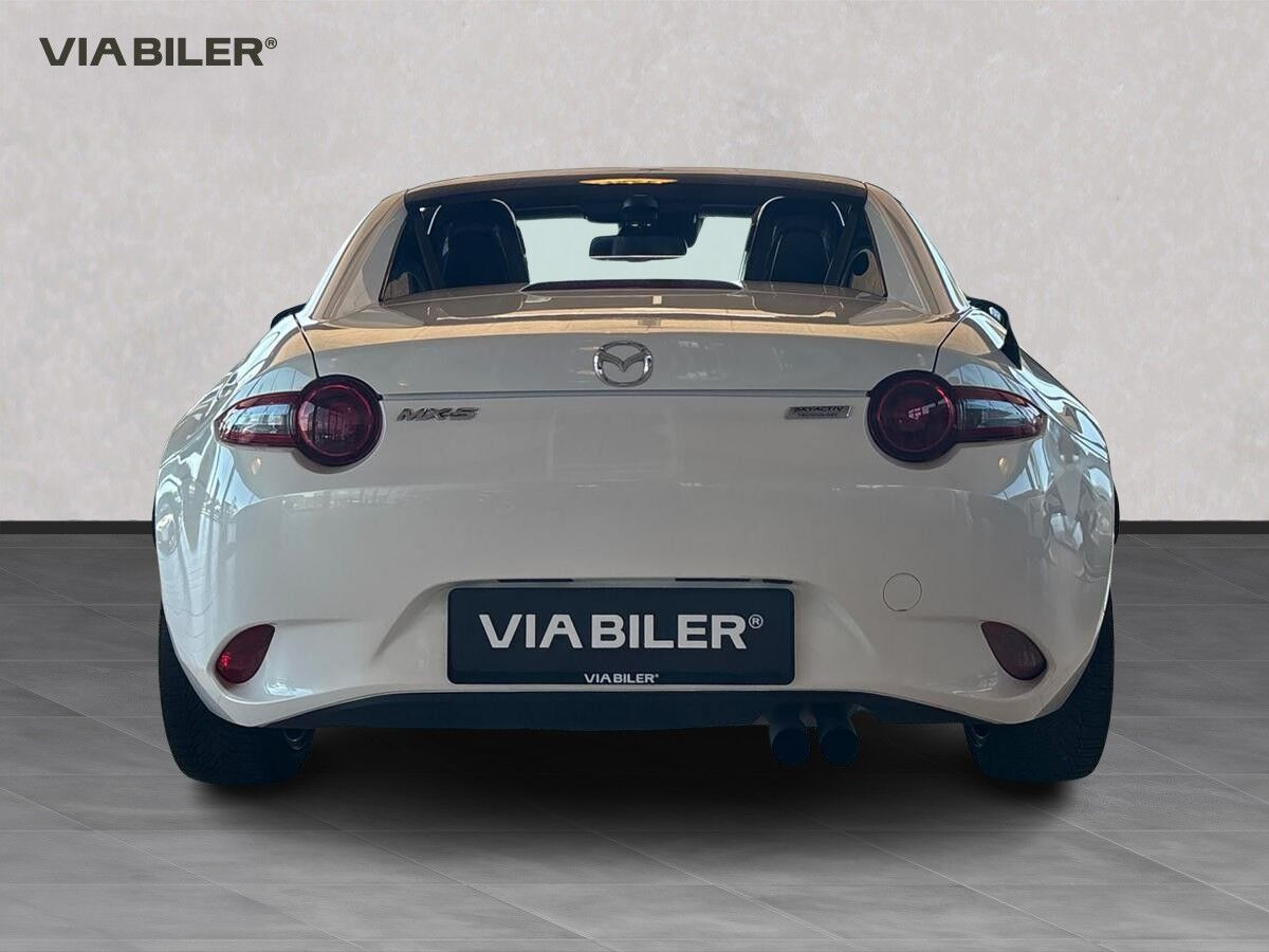Hvid Mazda MX-5 fra 2017