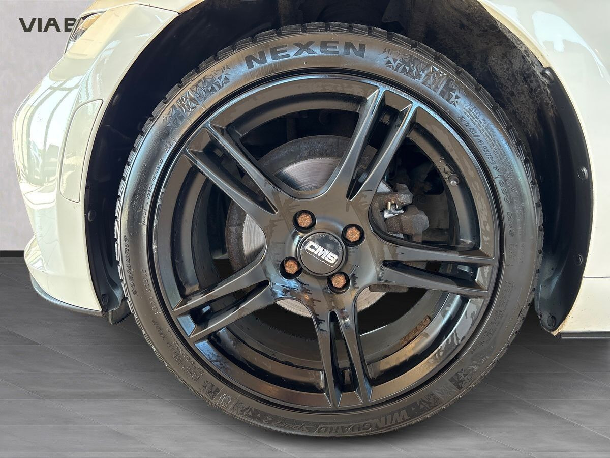 Hvid Mazda MX-5 fra 2017