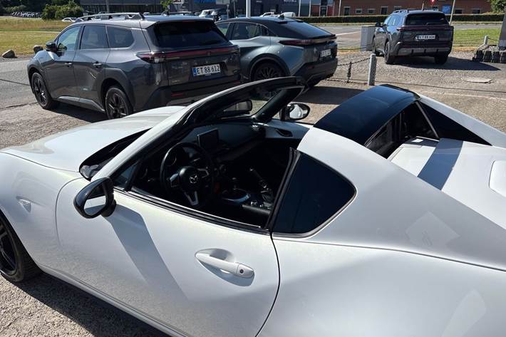 Hvid Mazda MX-5 fra 2017