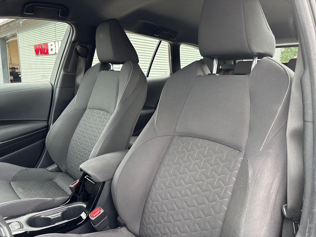Sort Toyota Corolla fra 2020