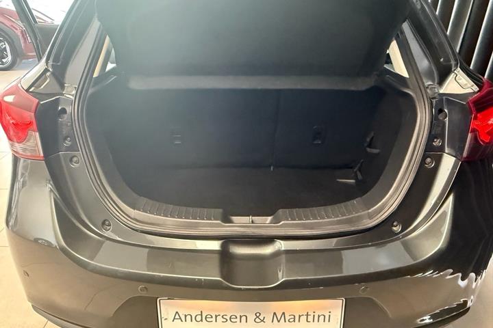 Sort Mazda 2 fra 2020