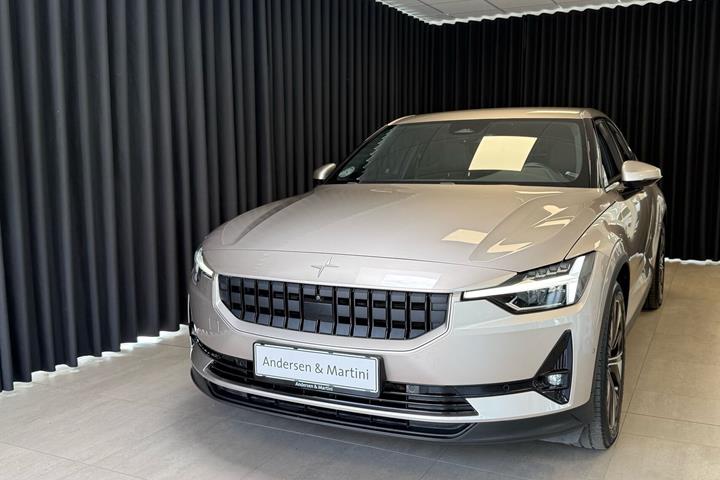 Beige Polestar 2 fra 2023