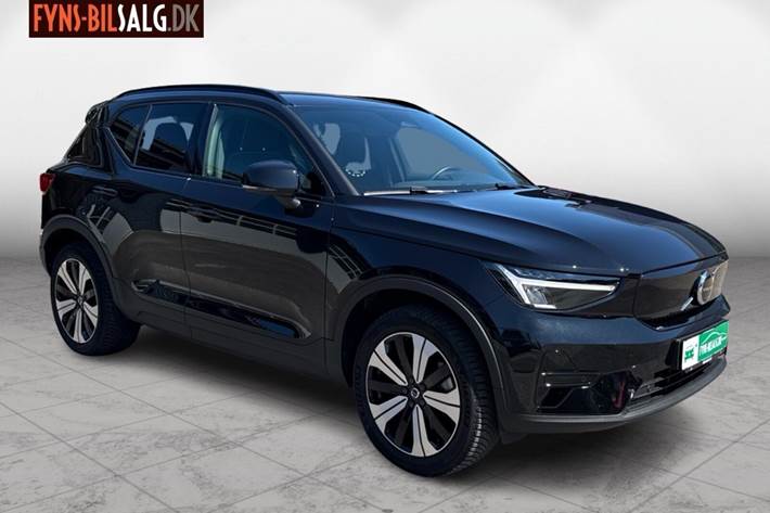Sort Volvo XC40 fra 2023