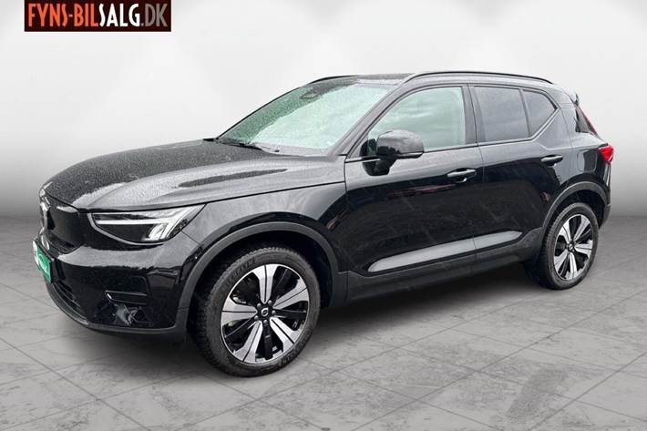 Sort Volvo XC40 fra 2023