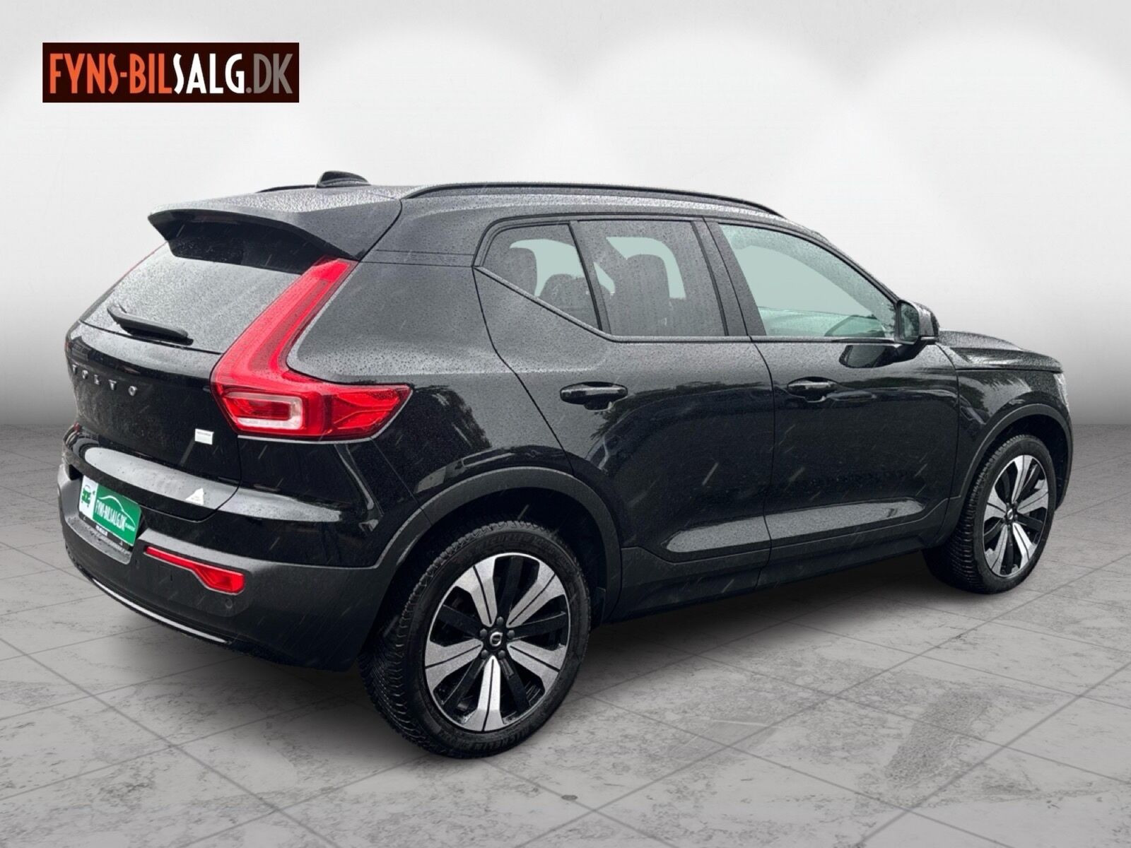Sort Volvo XC40 fra 2023