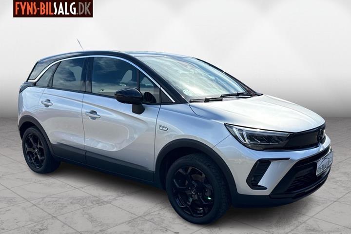 Sølv Opel Crossland fra 2024