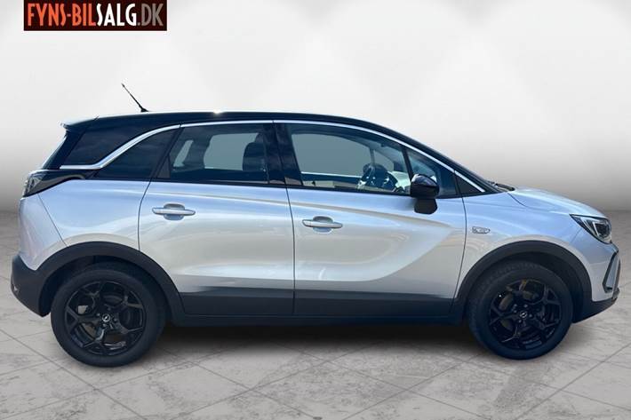 Sølv Opel Crossland fra 2024