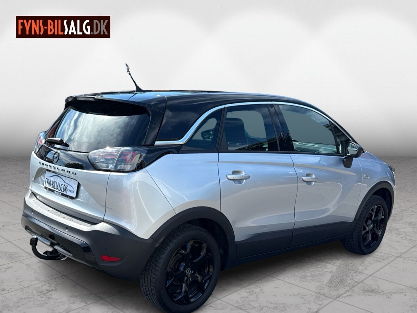 Sølv Opel Crossland fra 2024