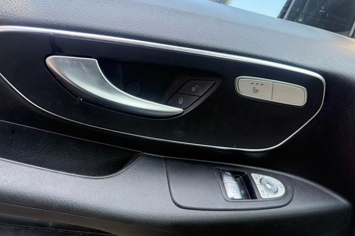 undefined Mercedes Vito fra 2019