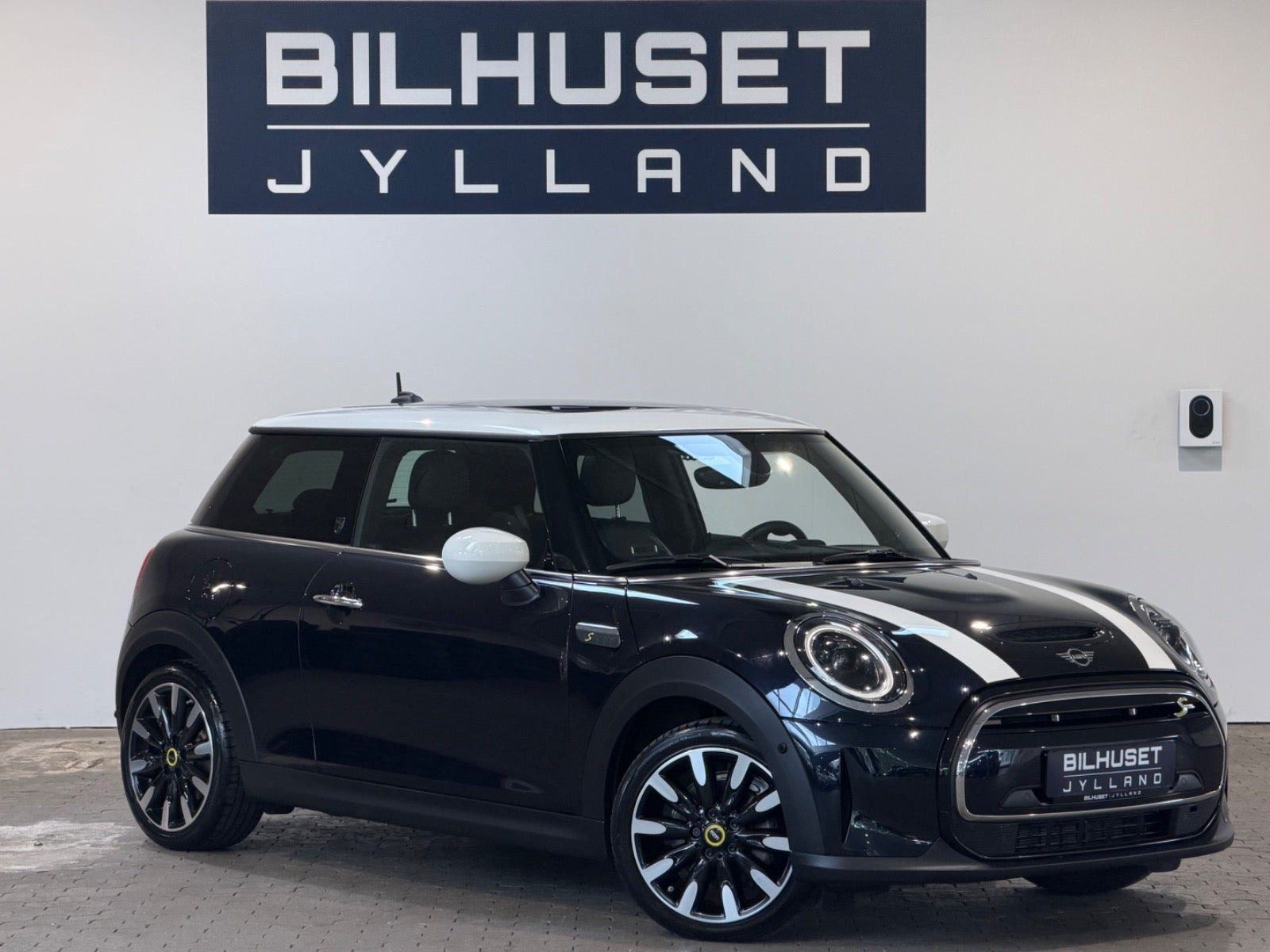 Mini Cooper SE Yours Trim