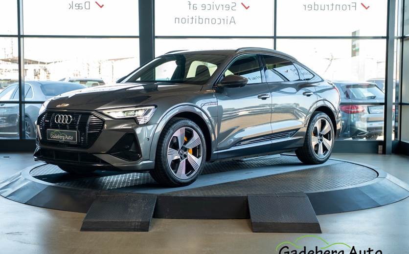 Audi e-tron 55 S-line Sportback quattro