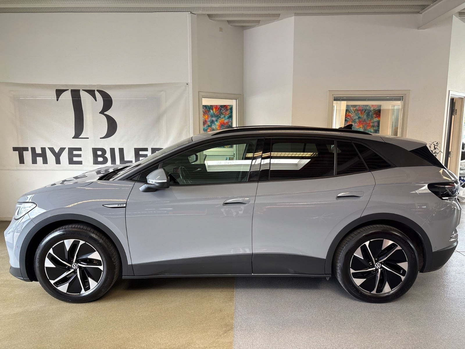 Grå VW ID.4 fra 2023