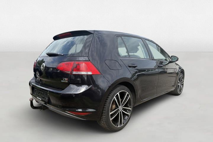 Grøn VW Golf VII fra 2014