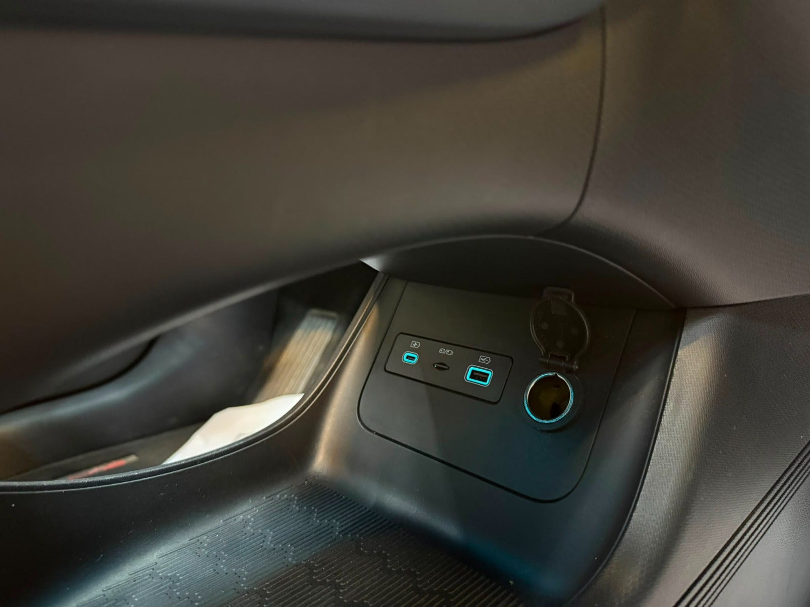 Rød BYD Atto 3 fra 2022