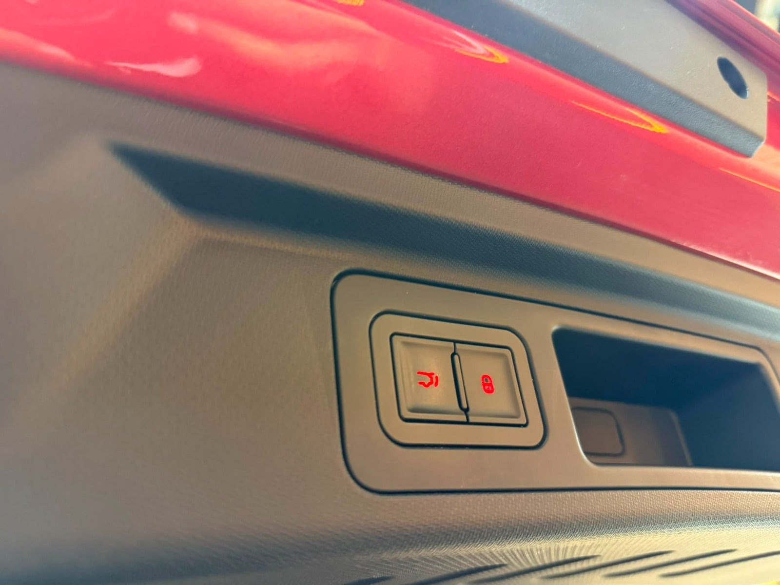 Rød BYD Atto 3 fra 2022