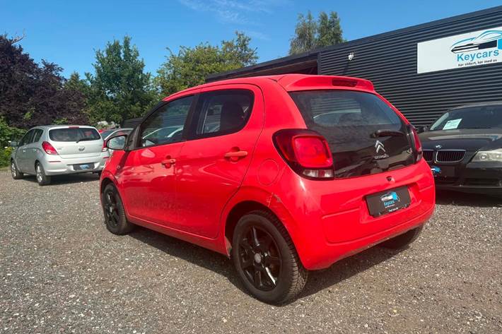Rød Citroën C1 fra 2014