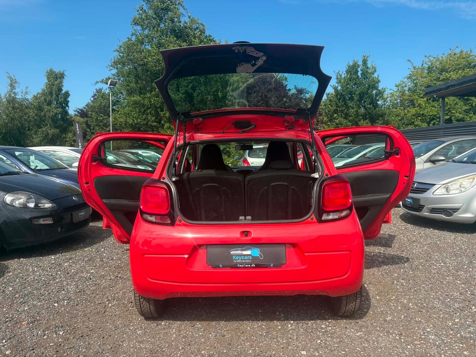 Rød Citroën C1 fra 2014