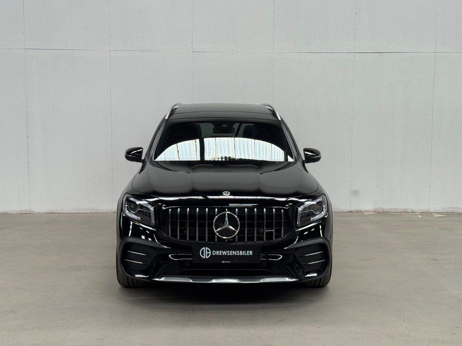 Sort Mercedes GLB35 fra 2020