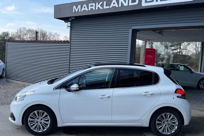 Hvid Peugeot 208 fra 2019