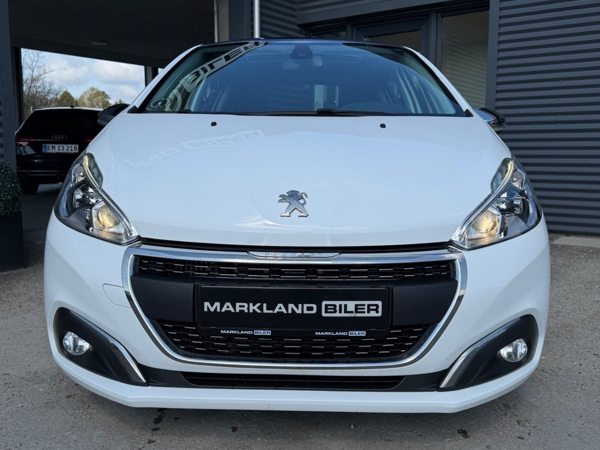 Hvid Peugeot 208 fra 2019