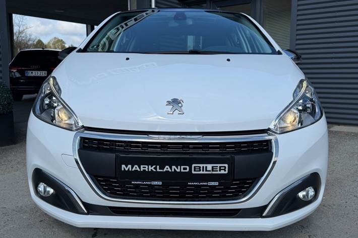 Hvid Peugeot 208 fra 2019