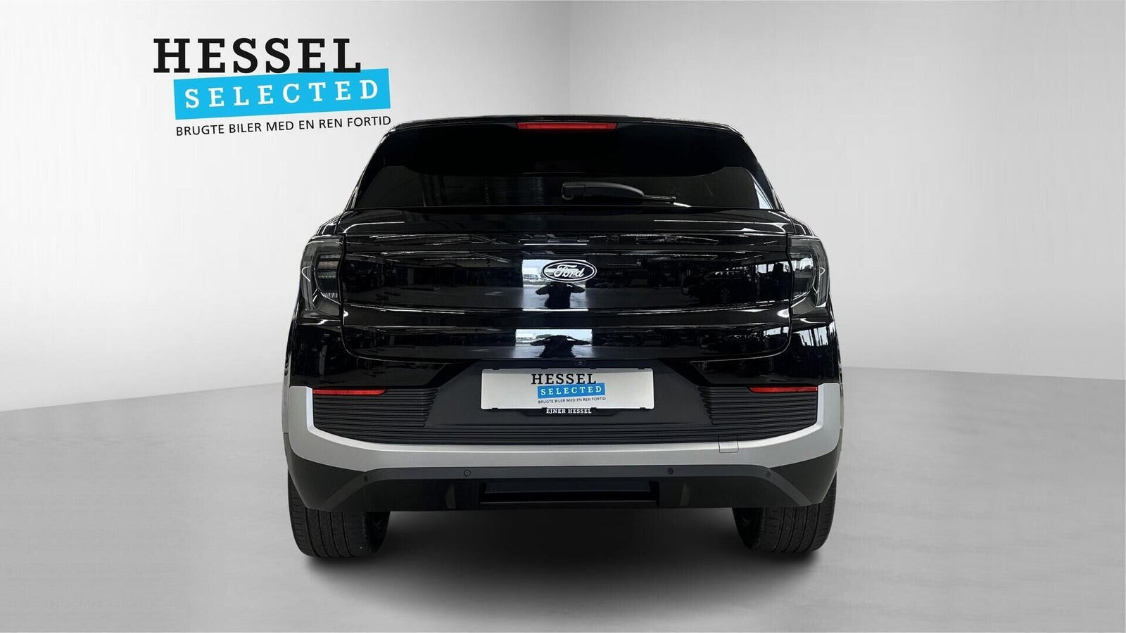 Sort Ford Explorer fra 2026