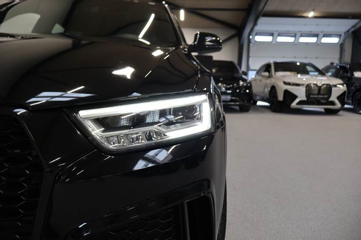 Sort Audi RS Q3 fra 2016