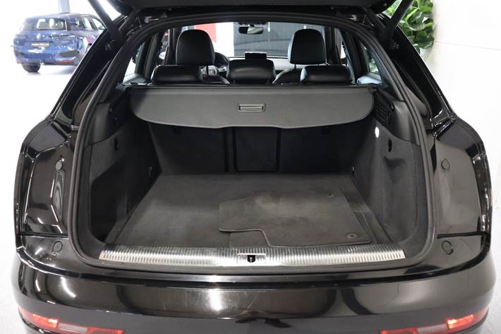 Sort Audi RS Q3 fra 2016