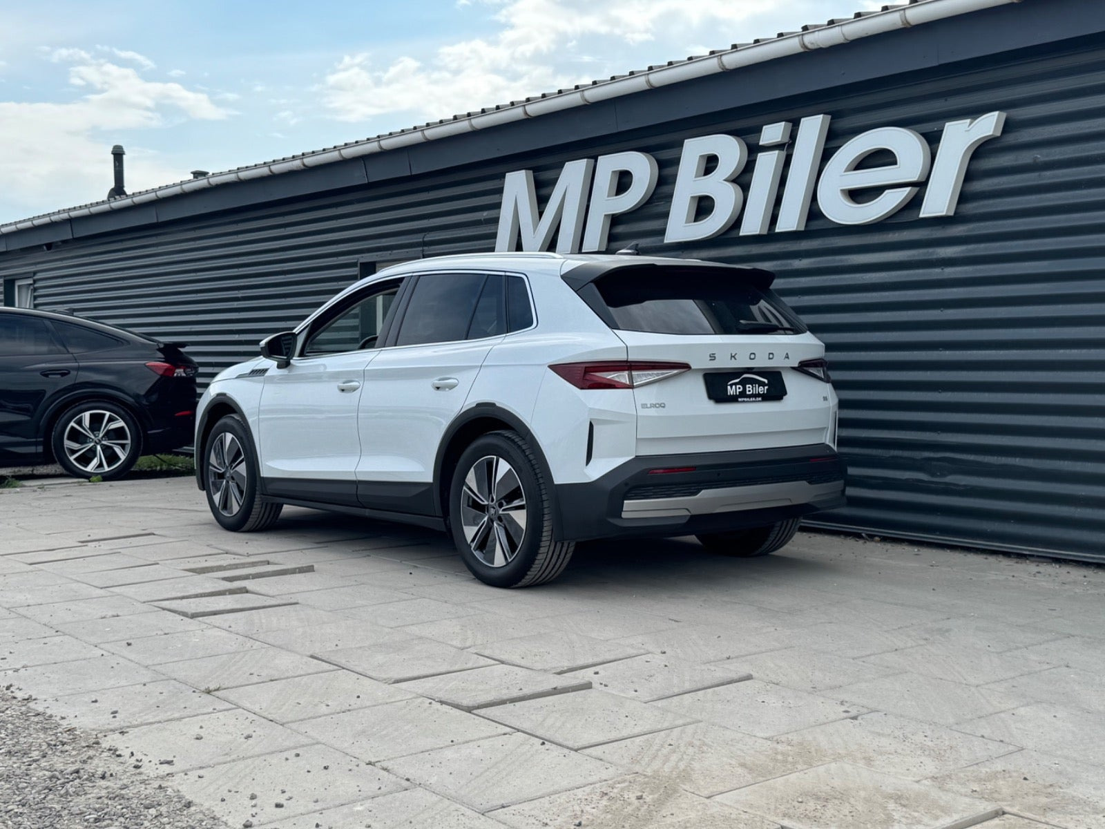 Hvid Skoda Elroq fra 2026