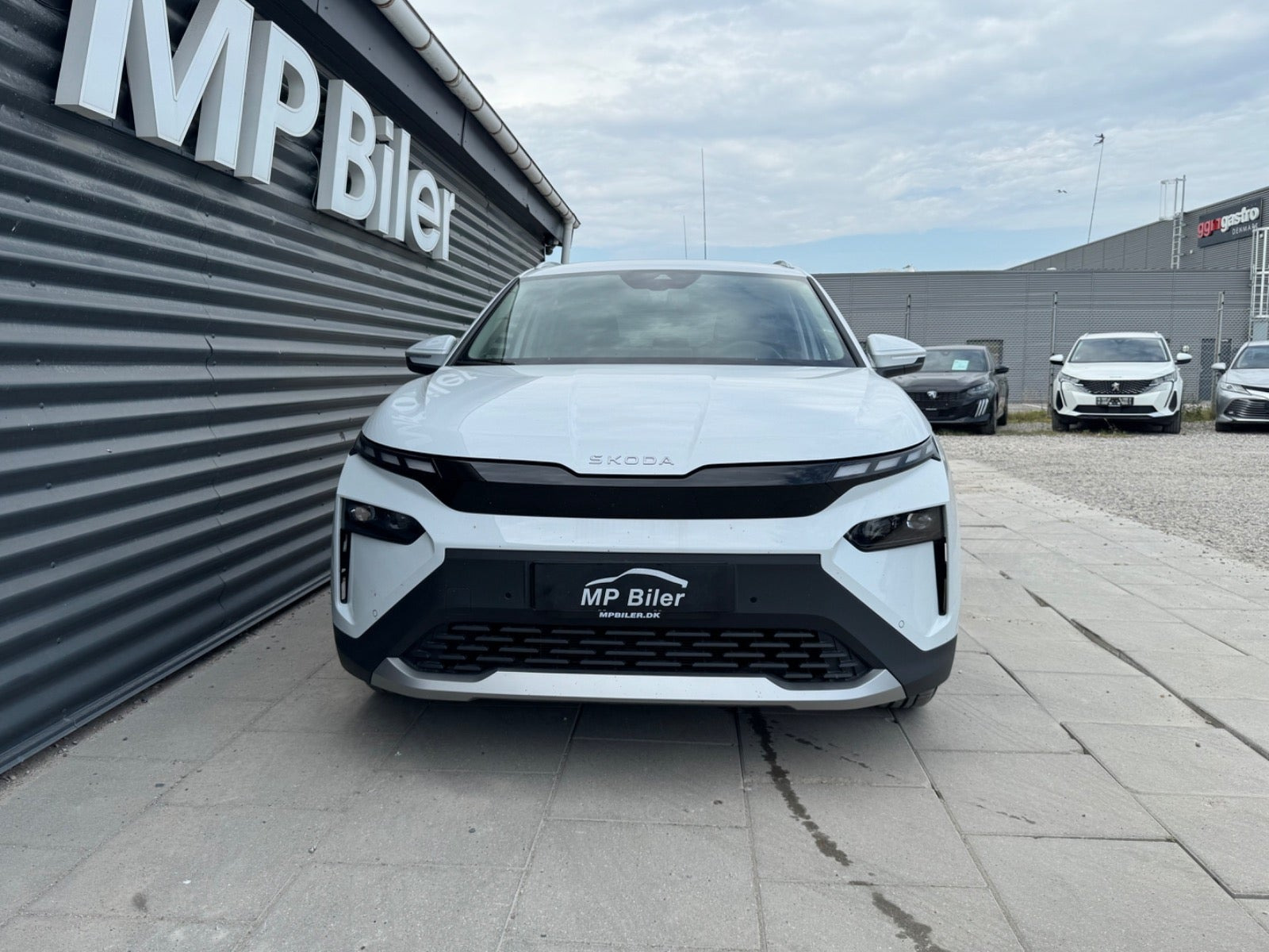 Hvid Skoda Elroq fra 2026