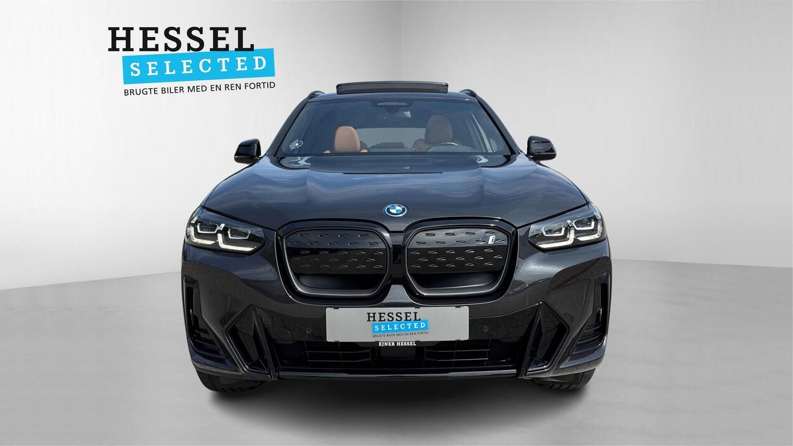 Grå BMW iX3 fra 2023