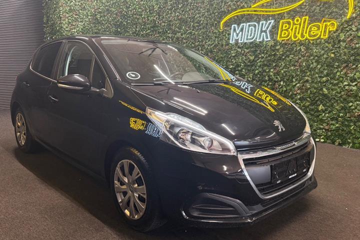 undefined Peugeot 208 fra 2018 set udefra