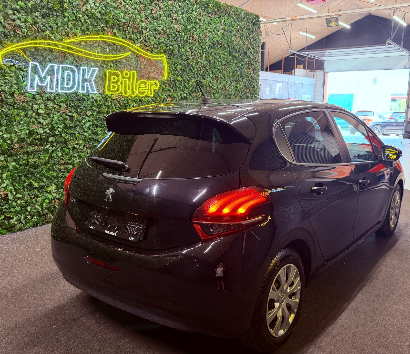 undefined Peugeot 208 fra 2018