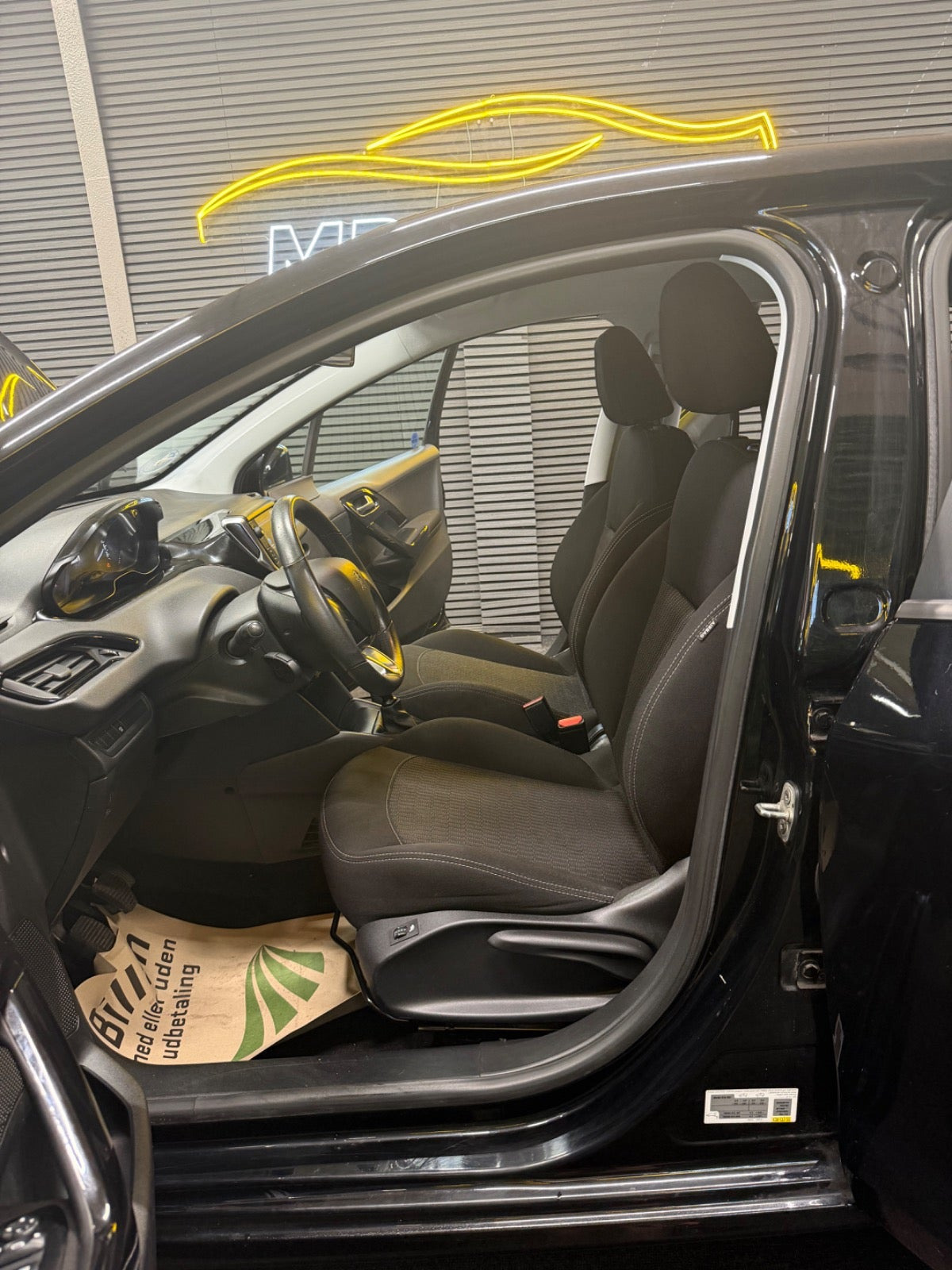 undefined Peugeot 208 fra 2018