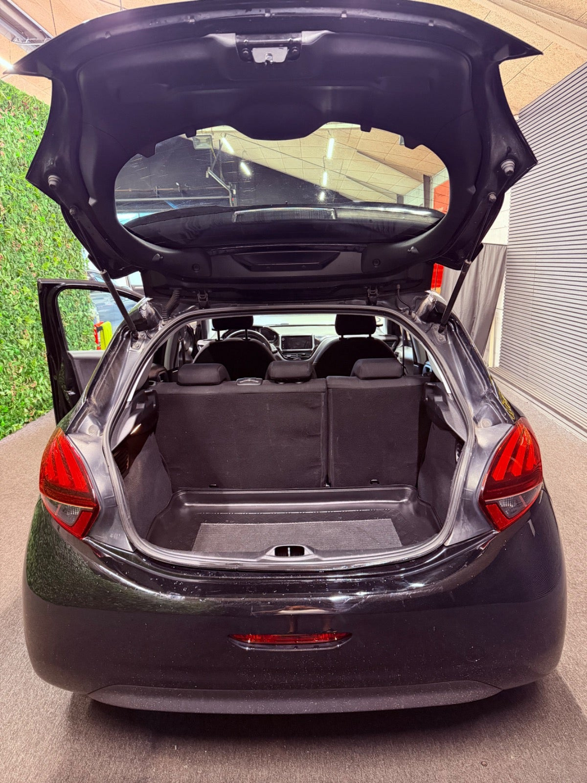 undefined Peugeot 208 fra 2018
