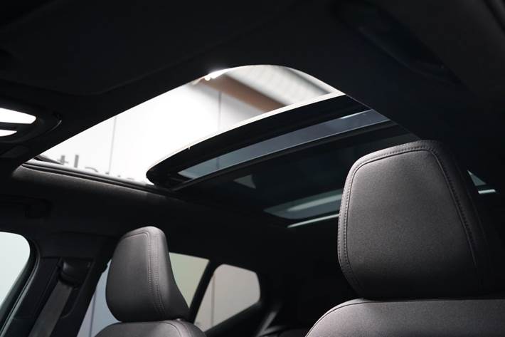 Beige Volvo XC40 fra 2023