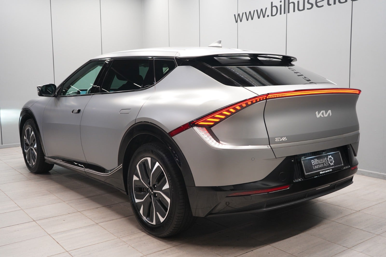 Grå Kia EV6 fra 2023