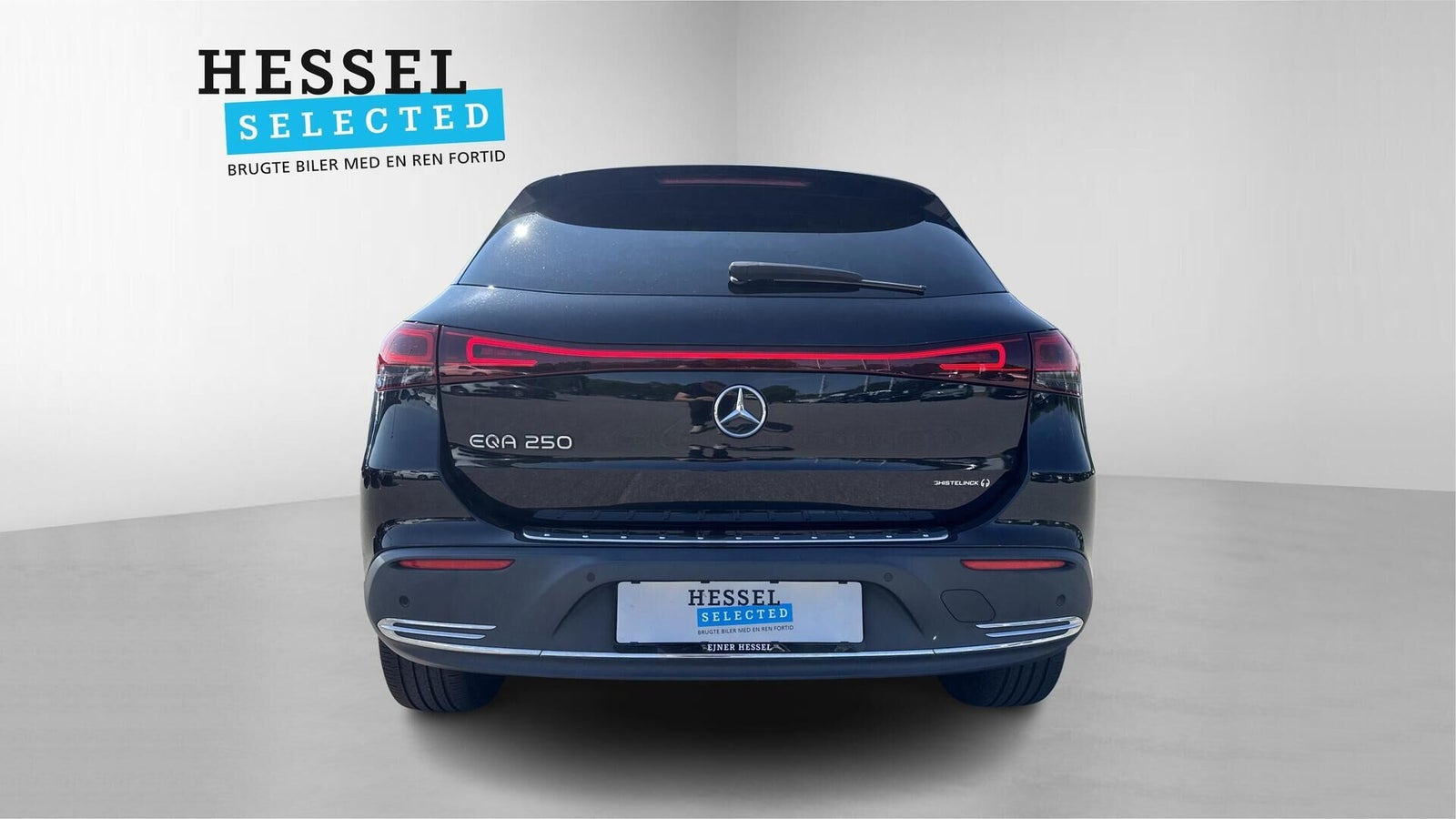 Sort Mercedes EQA250 fra 2022