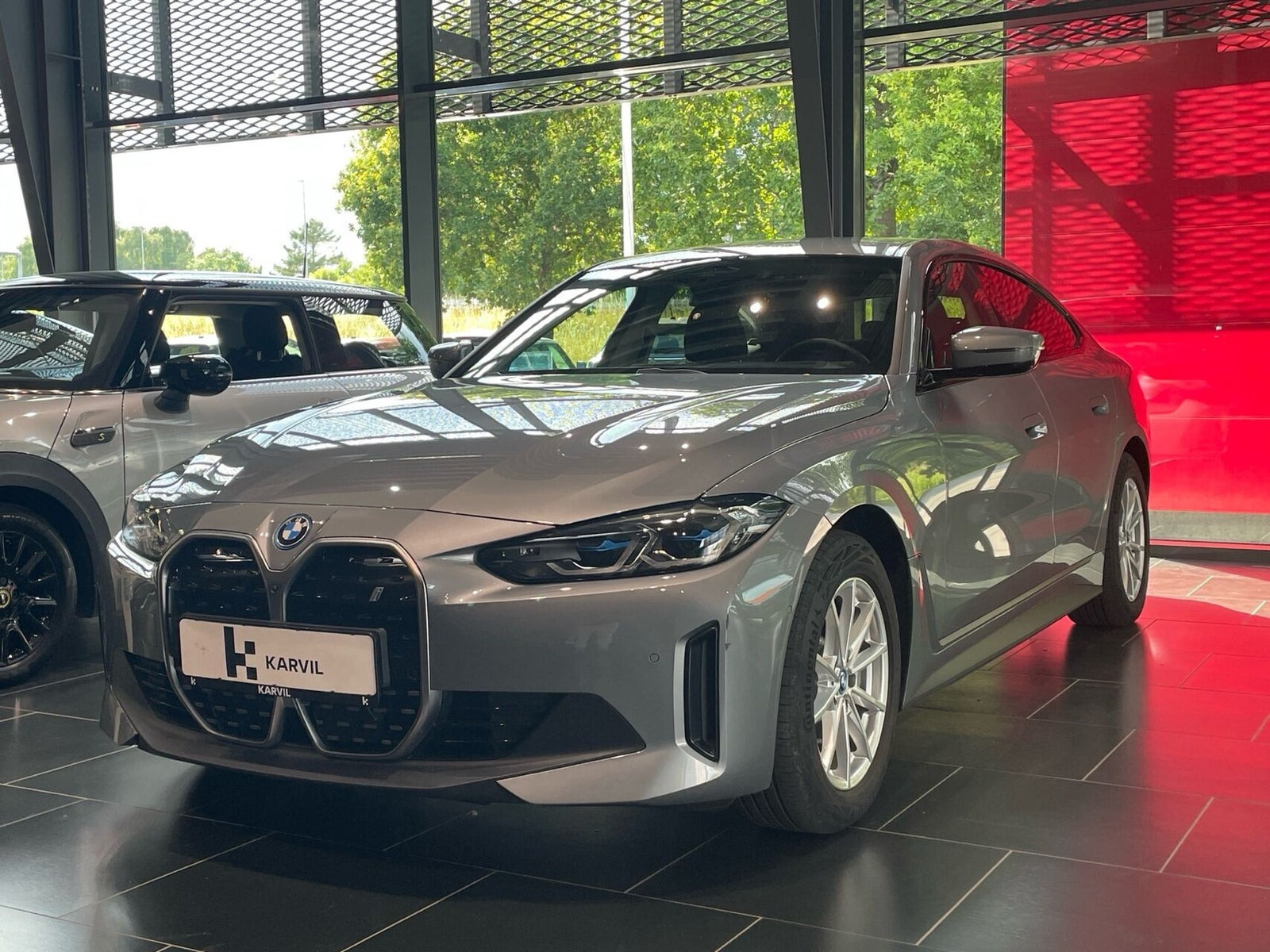 BMW i4 eDrive35