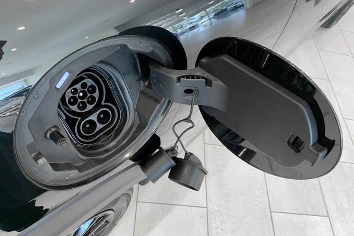 Sort Mini Cooper SE fra 2023