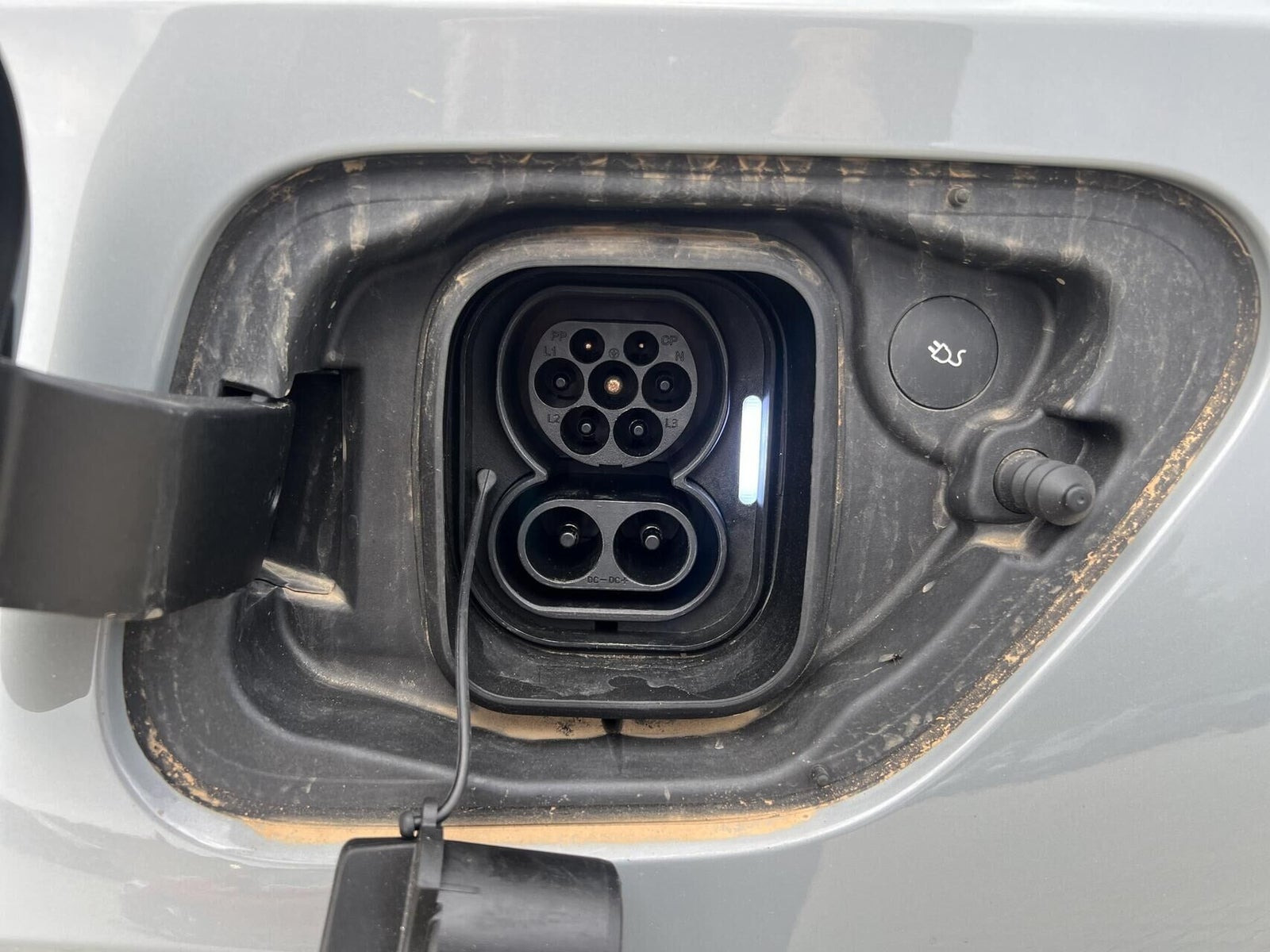 Grå Polestar 2 fra 2025