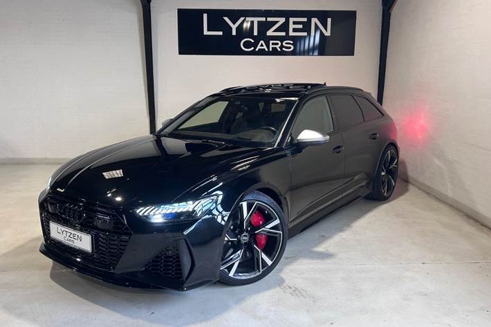 Sort Audi RS6 fra 2022