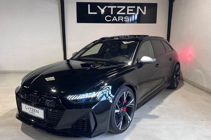 Sort Audi RS6 fra 2022