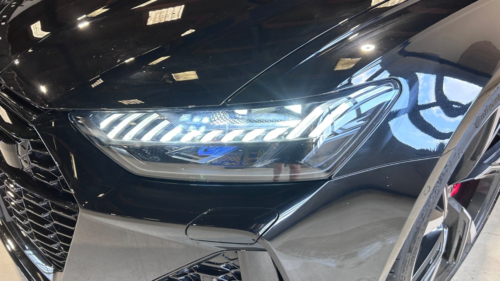 Sort Audi RS6 fra 2022