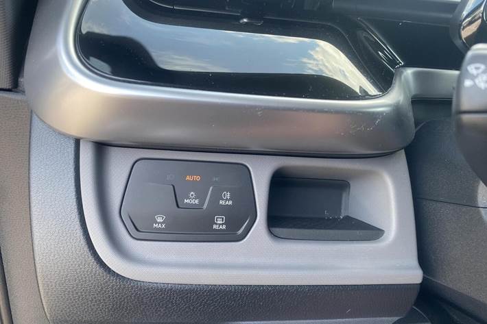 Blå VW ID.Buzz fra 2024